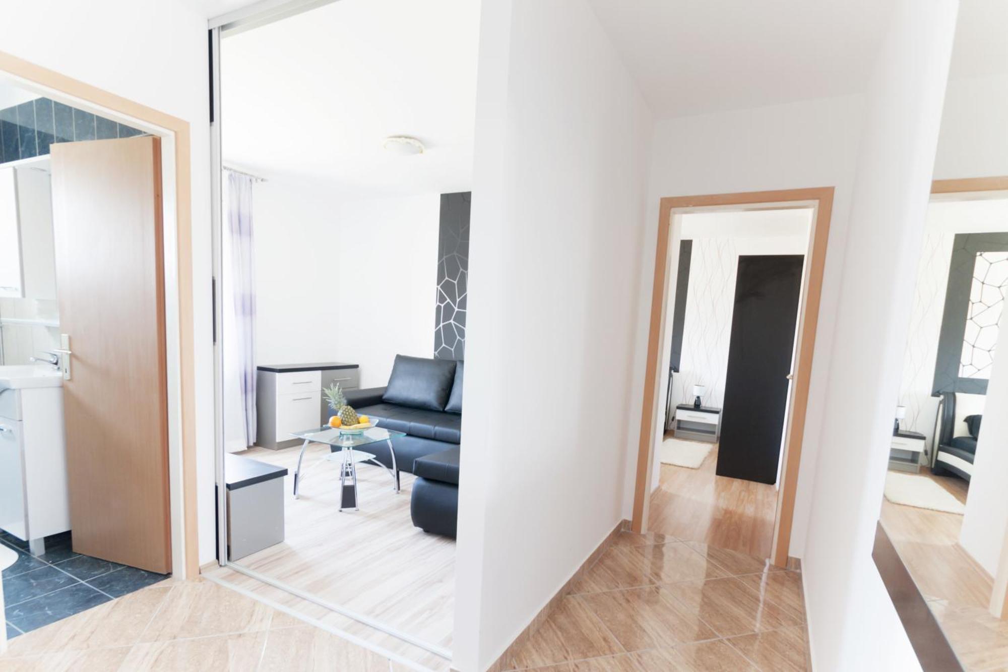 Apartments Toka بيتريتْشاني الغرفة الصورة