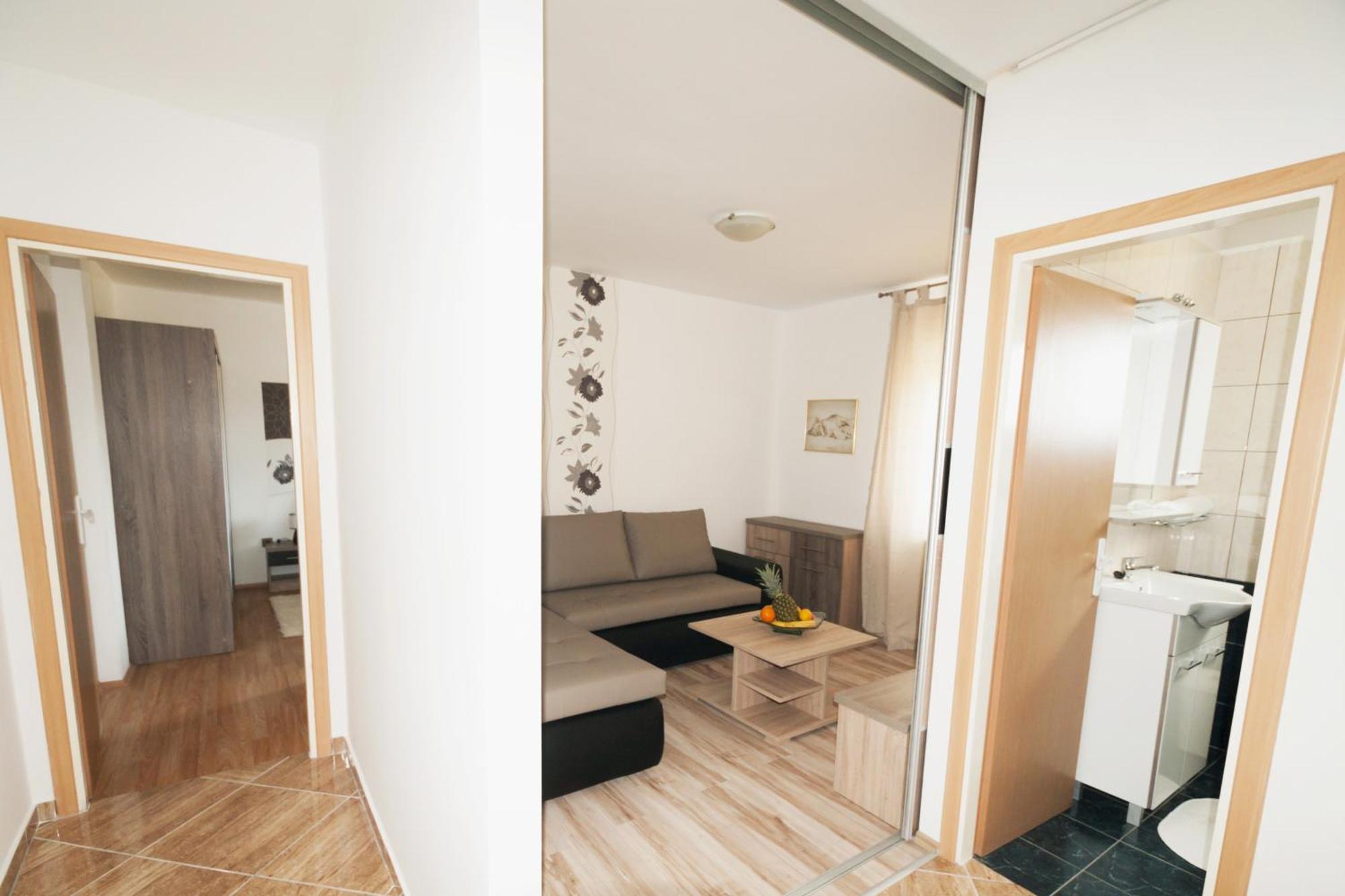 Apartments Toka بيتريتْشاني الغرفة الصورة